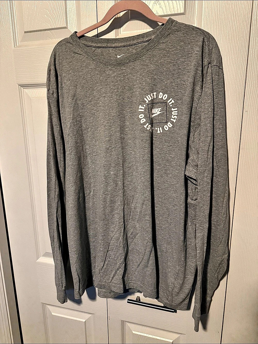 Nike The Nike Tee Just Do It Long Sleeve Crew Graphic Tee XXL